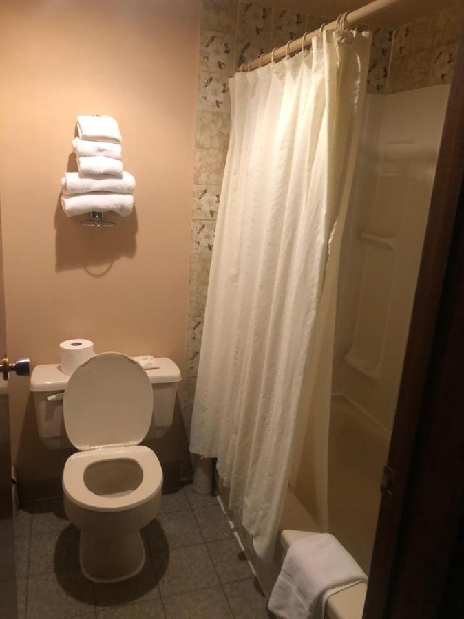 Parkwood Motor Inn Sundre Εξωτερικό φωτογραφία