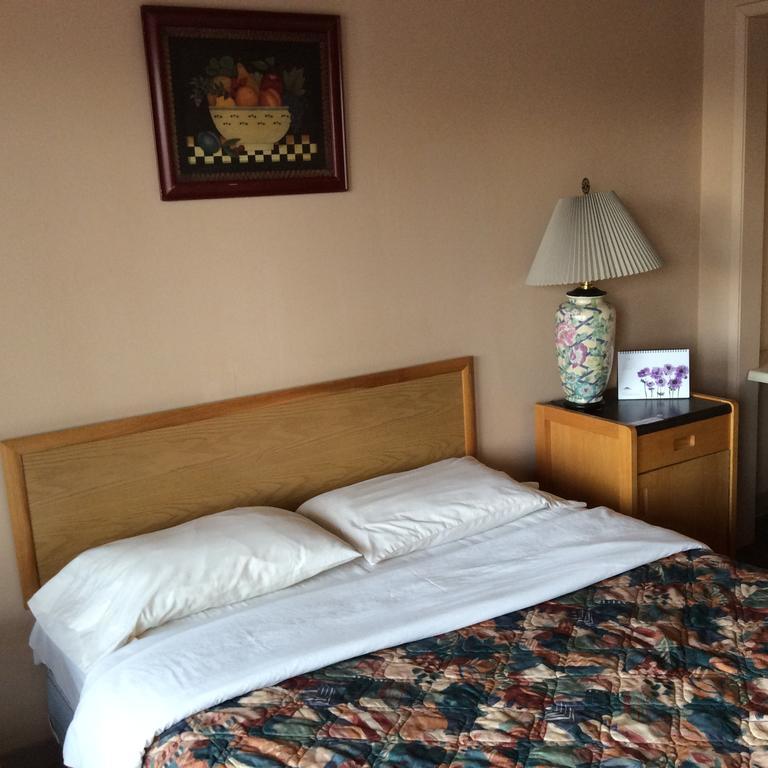 Parkwood Motor Inn Sundre Εξωτερικό φωτογραφία