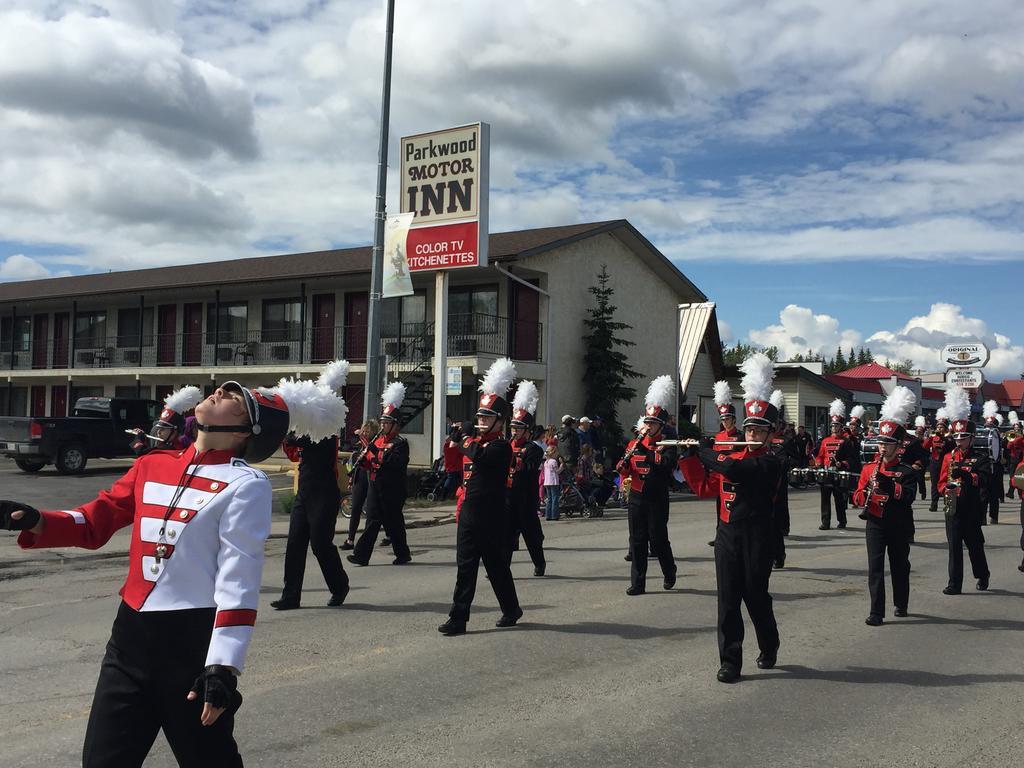Parkwood Motor Inn Sundre Εξωτερικό φωτογραφία