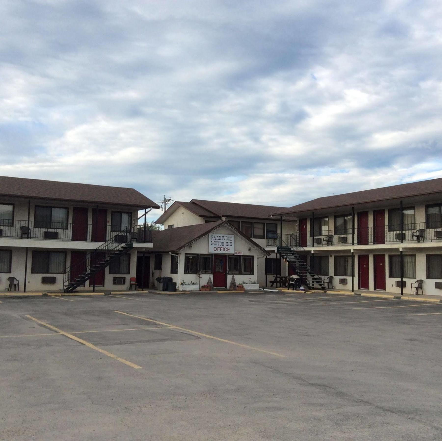 Parkwood Motor Inn Sundre Εξωτερικό φωτογραφία