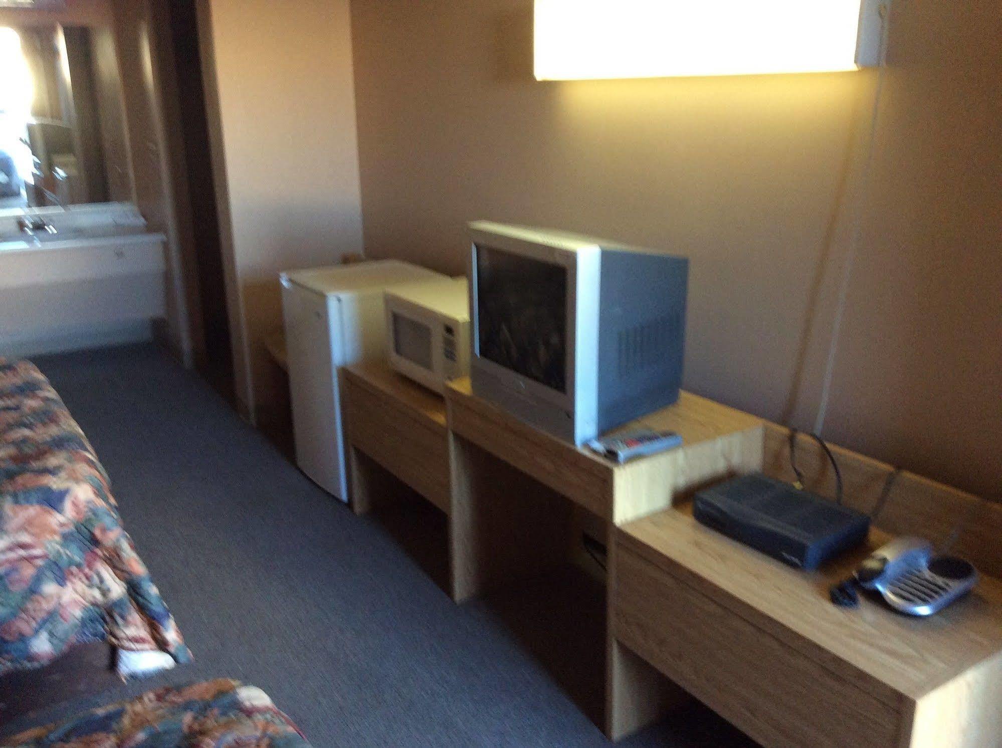Parkwood Motor Inn Sundre Εξωτερικό φωτογραφία
