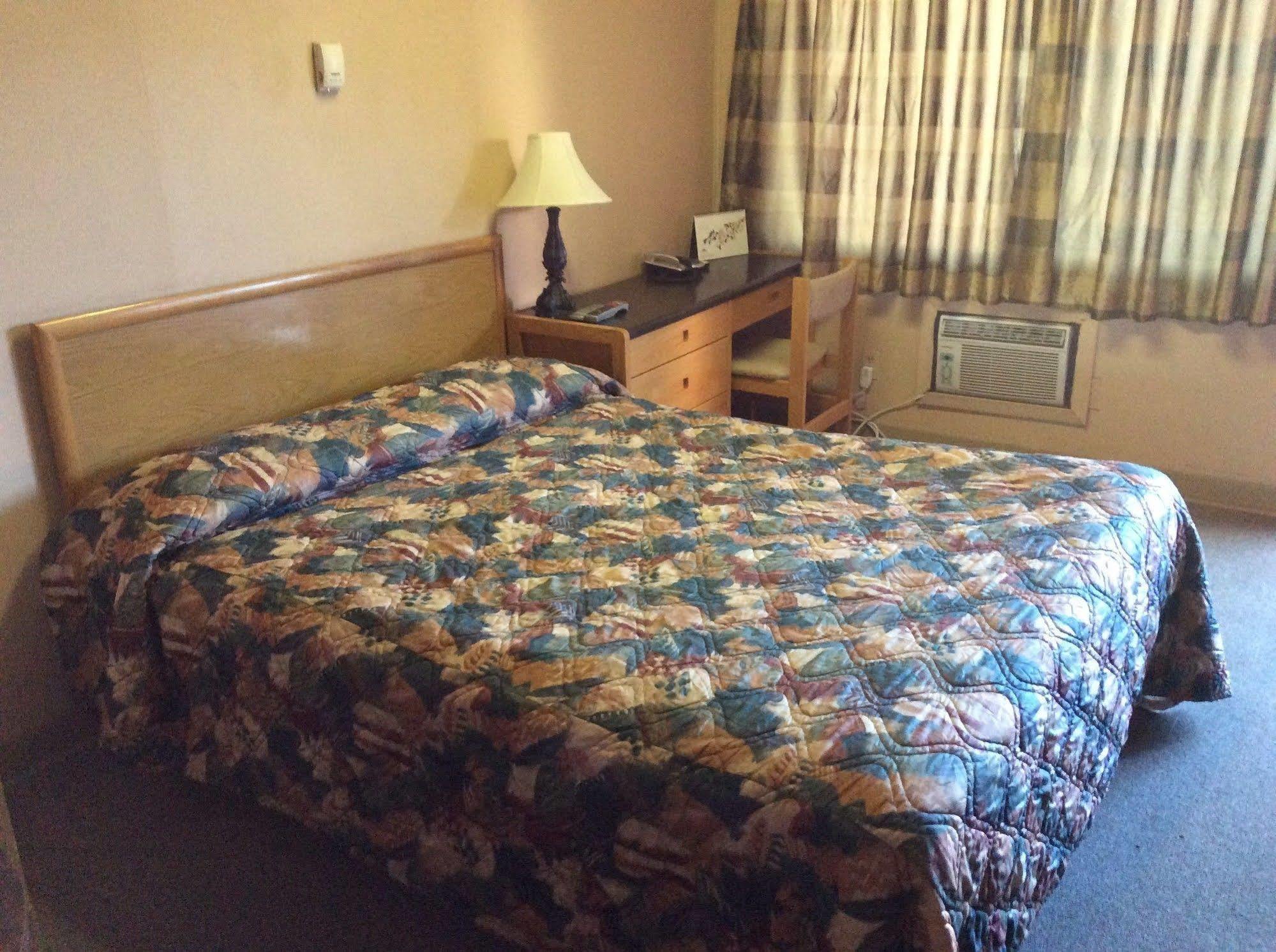 Parkwood Motor Inn Sundre Εξωτερικό φωτογραφία
